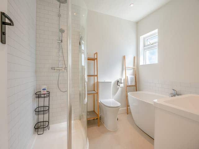 Bathroom | Cassel Sands, Bournemouth