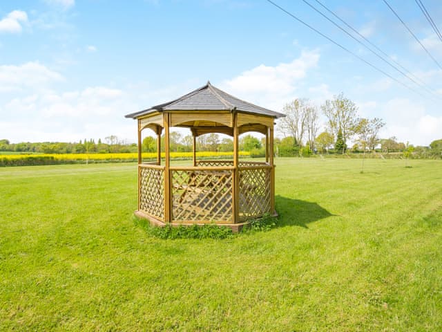 Outdoor | Treetops - Chestnut Tree Barns, Ilketshall St Margaret near Bungay