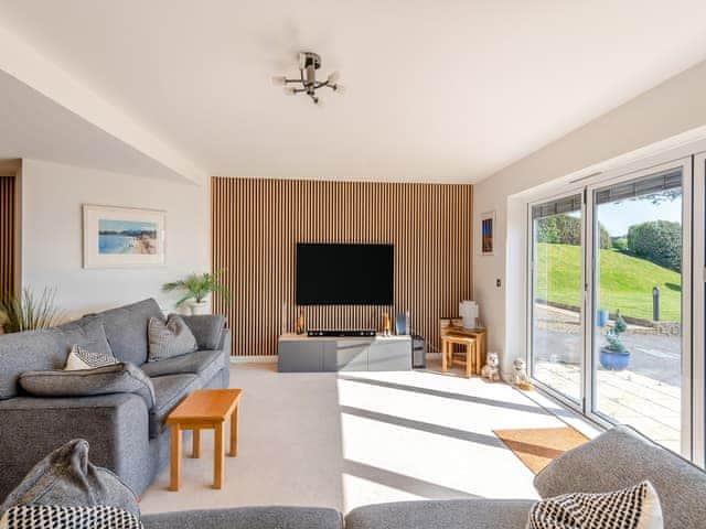 Living area | Oversands, Torquay