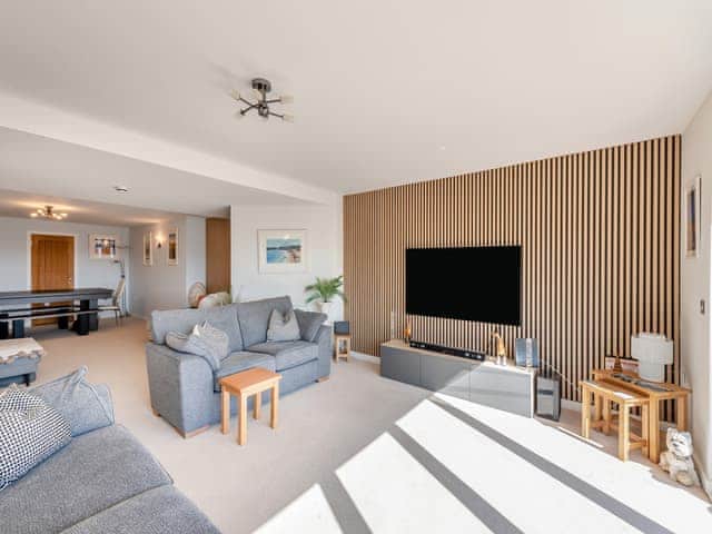 Living area | Oversands, Torquay