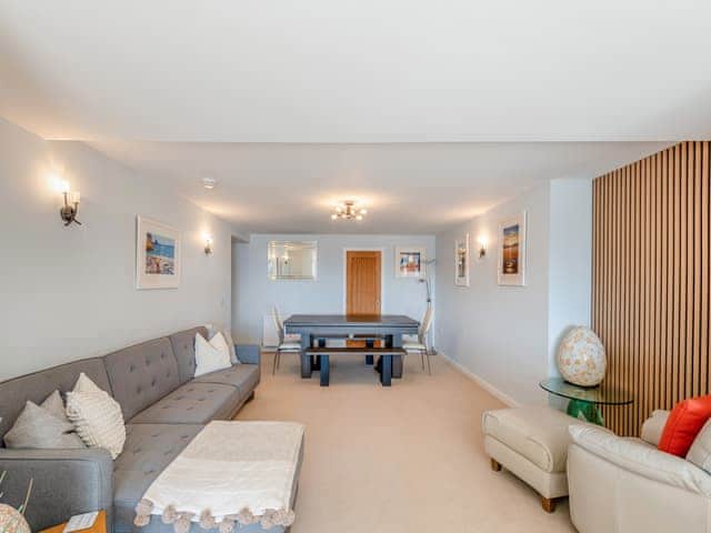 Living area | Oversands, Torquay