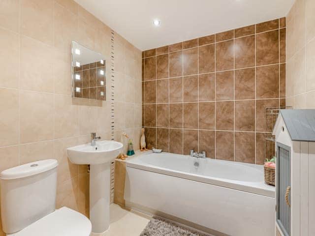 Bathroom | Oversands, Torquay