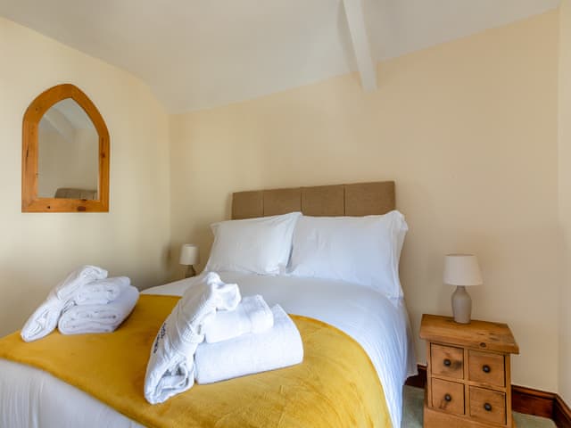 Double bedroom | Pete&rsquo;s Place, Taunton