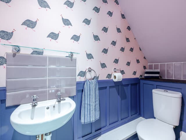 Bathroom | Pete&rsquo;s Place, Taunton