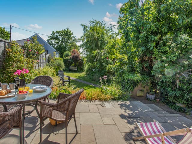 Exterior | Island Cottage, Mersea Island