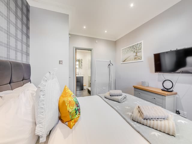 Double bedroom | Riverview Retreat, Blackhall Mill, near Chopwell