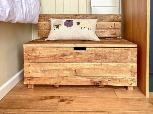 Interior | Walkeridge Farm, Reading