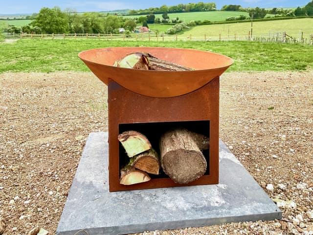 Outdoor | Walkeridge Farm, Reading