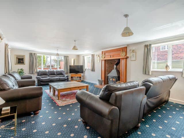 Living room | The Hill Coachouse, Barrow-on-Trent