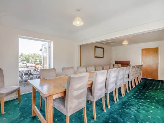 Dining room | The Hill Coachouse, Barrow-on-Trent
