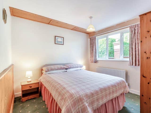 Double bedroom | The Hill Coachouse, Barrow-on-Trent