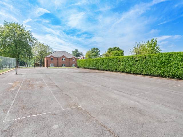 Tennis court | The Hill Coachouse, Barrow-on-Trent