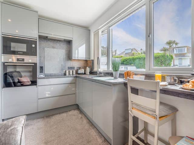 Open plan living space | Sand Dunes - Bonnie View Beach Apartments, Holywell Bay