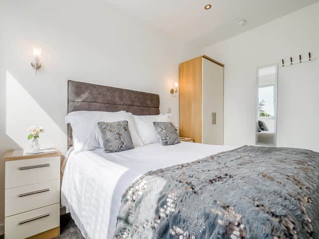 Double bedroom | Sand Dunes - Bonnie View Beach Apartments, Holywell Bay