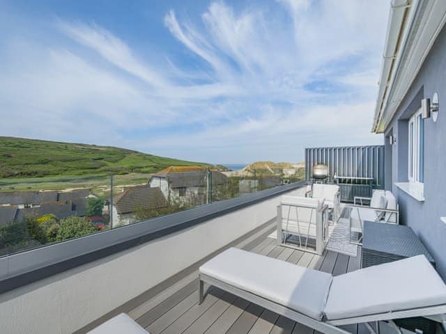 Terrace | Blue Horizons - Bonnie View Beach Apartments, Holywell Bay