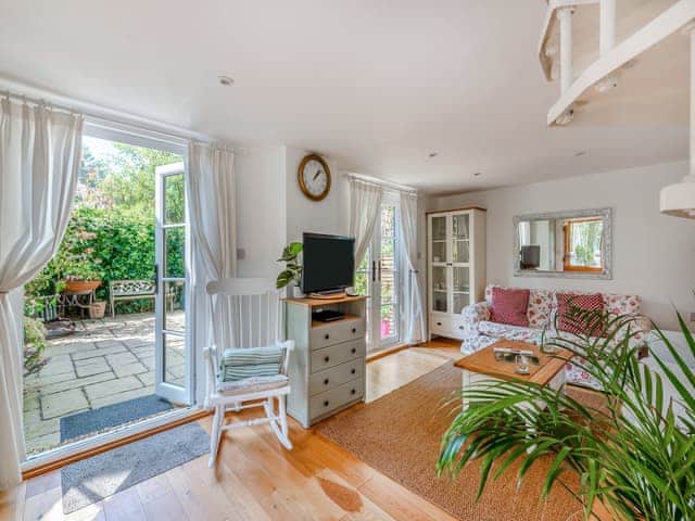 Open plan living space | Candlewick Cottage, Lower Heyford, near Oxford