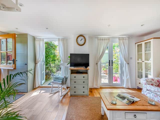 Open plan living space | Candlewick Cottage, Lower Heyford, near Oxford