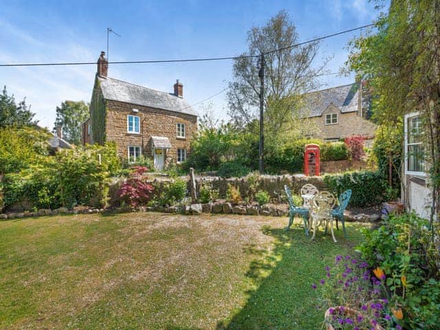 Garden | Candlewick Cottage, Lower Heyford, near Oxford