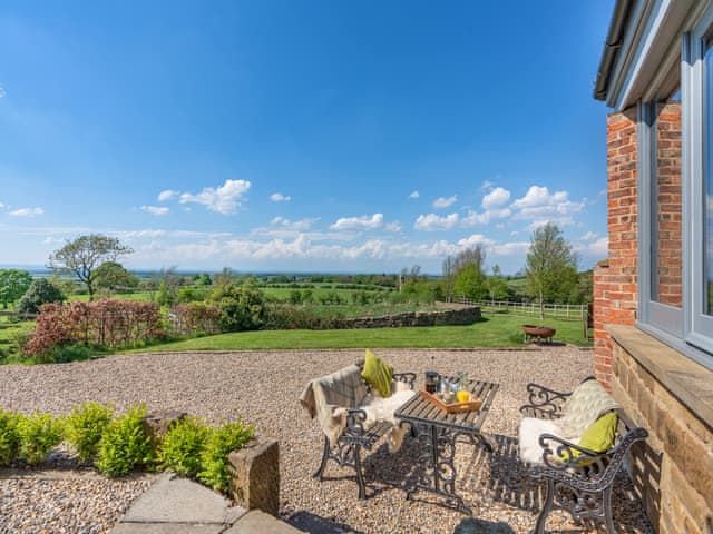 Outdoor | The Gin Gang, Swainby, near Northallerton