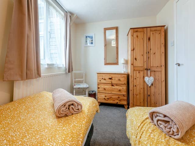 Twin bedroom | Captain’s Quarters - Keel Lodges, Staithes, near Whitby