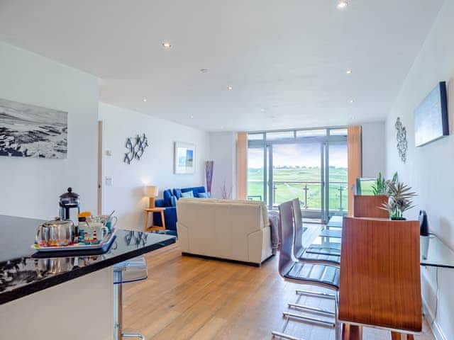 Open plan living space | 7 Cribbar - Cribbar, Newquay