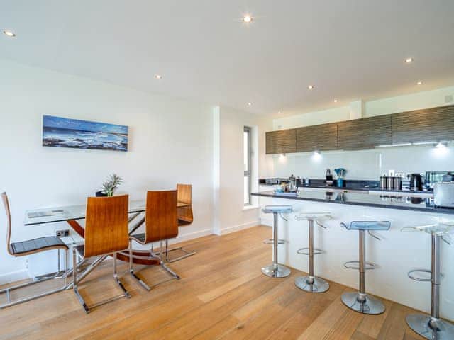 Dining Area | 7 Cribbar - Cribbar, Newquay