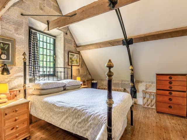 Four Poster bedroom | Turpins Cottage, Blackbrook, near Belper