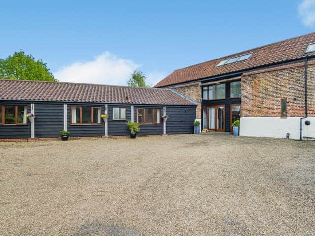 Exterior | Willow Barn - Beech Farm Barns, Neatishead, near Norwich
