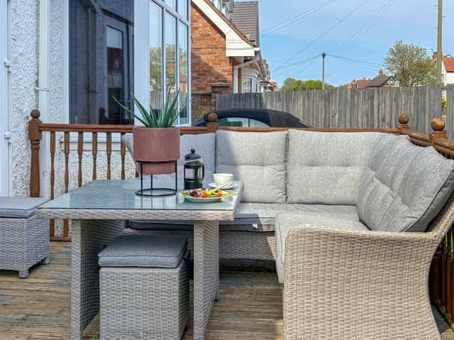 Sitting-out-area | Lilac Villa, Skegness