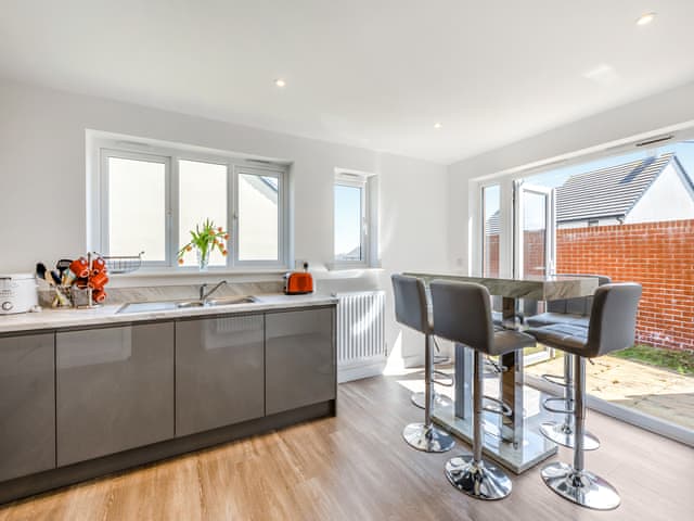 Kitchen | Castle Park, Paignton