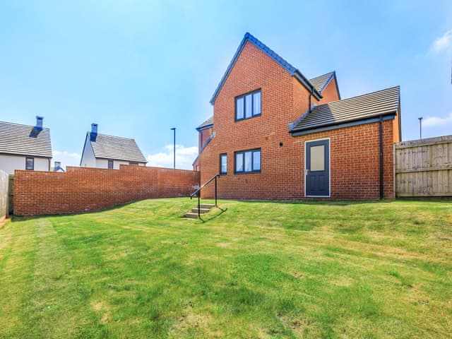 Exterior | Castle Park, Paignton