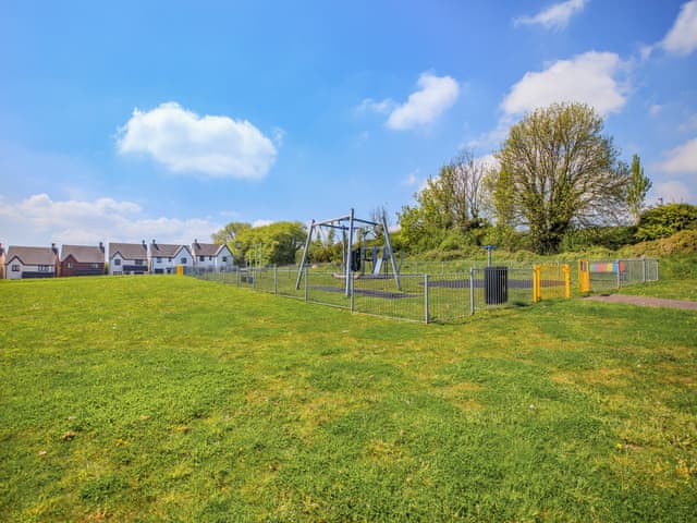 Surrounding area | Castle Park, Paignton