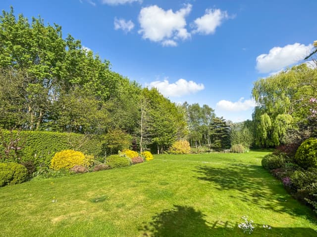 Garden | Broadlea, North Green