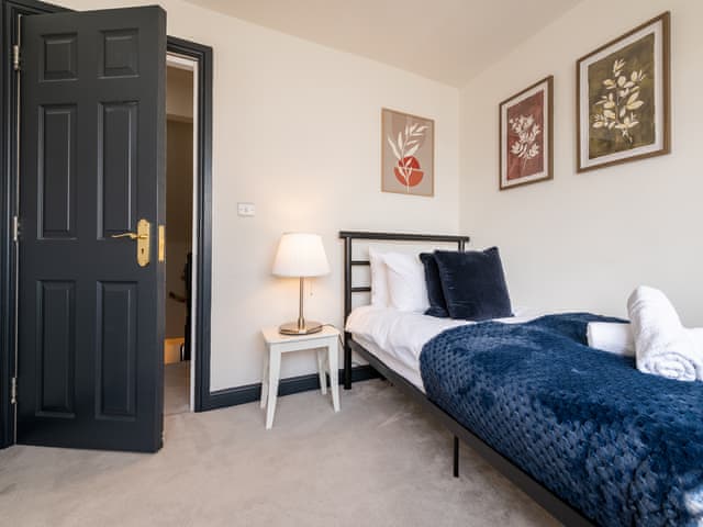 Twin bedroom | Darcey House, Scarborough