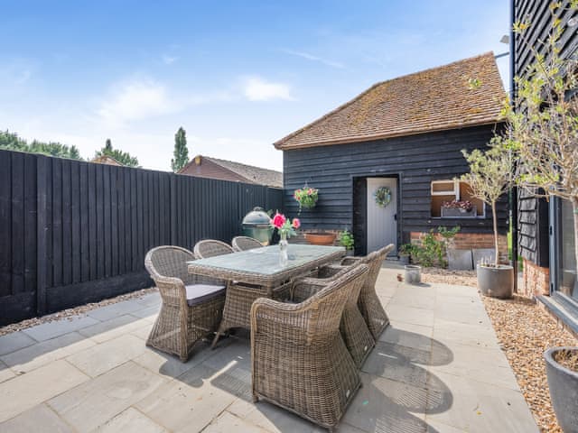 Outdoor area | Moat Farm, Tring