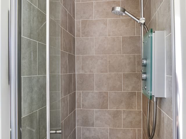 Bathroom | Sullys House, Whitby