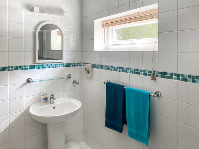 Bathroom | Morwenna - Morwenna and Demelza Apartments, Truro