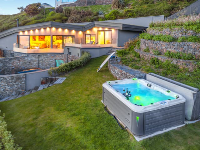 Hot tub | Cyan, Woolacombe and Croyde