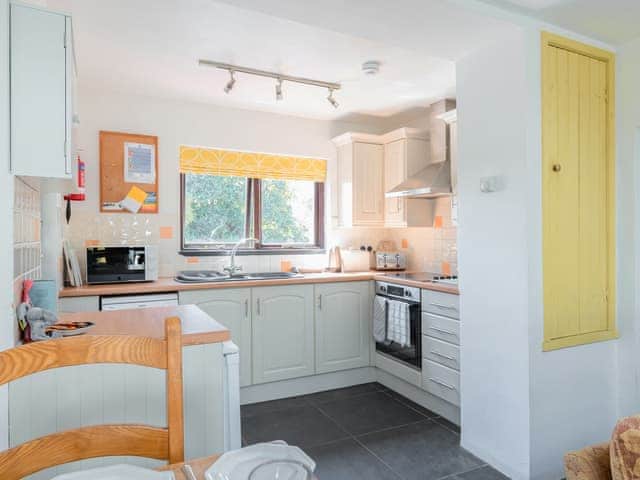 Delightful dining/ kitchen area | Cross Cottage - Sandy Barn Cottages, St Breward, Bodmin Moor