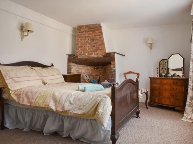 Double bedroom | Priory Cottage, King&rsquo;s Lynn