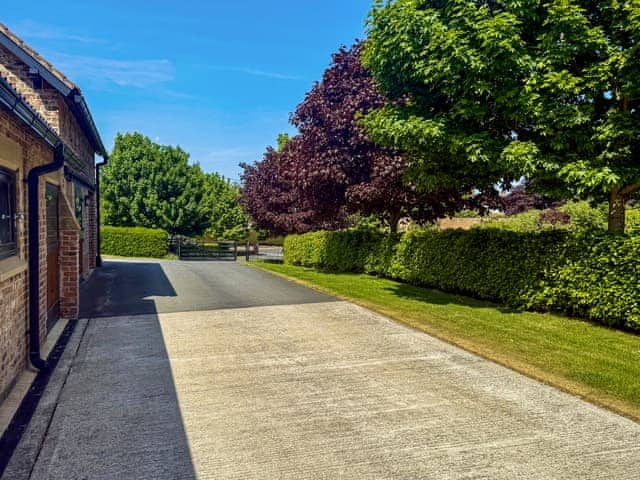 Driveway | Barn Owl Cottage - Home Farm Retreats, Kirk Hammerton, near York