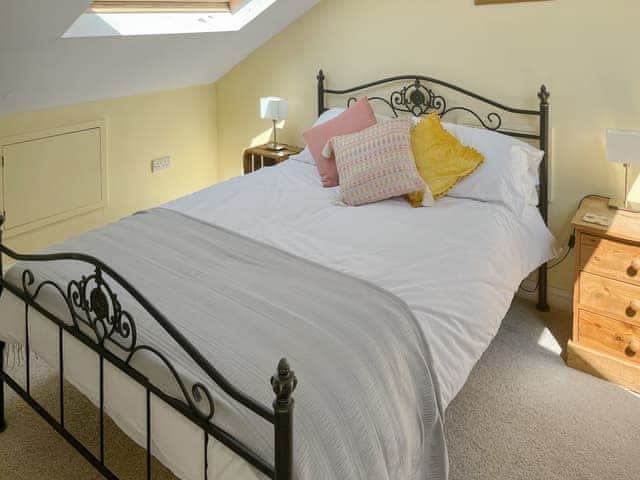 Double bedroom | Enginemans Cottage, Bishop Auckland