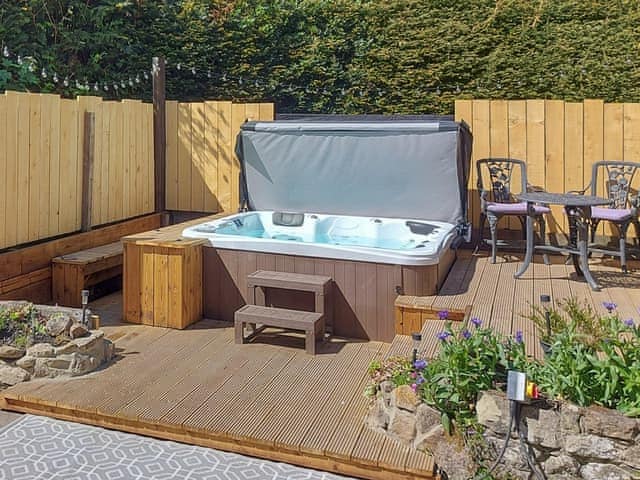 Hot tub | Humford Mill Cottage, Humford Mill near Bedlington