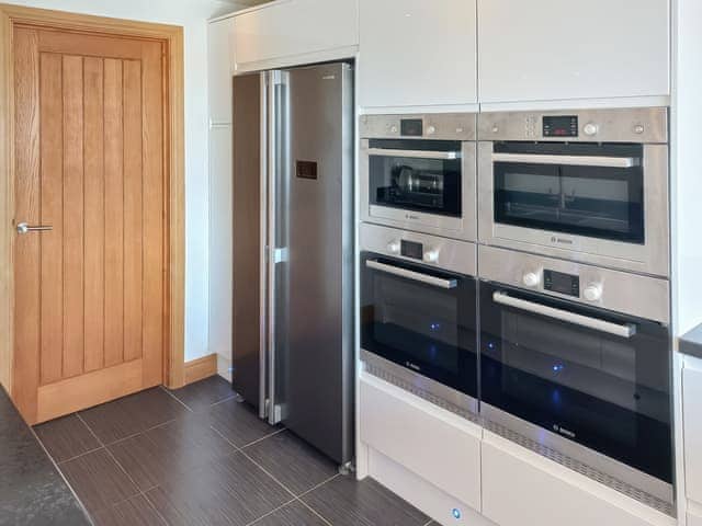 Kitchen | Ocean View, Mawgan Porth