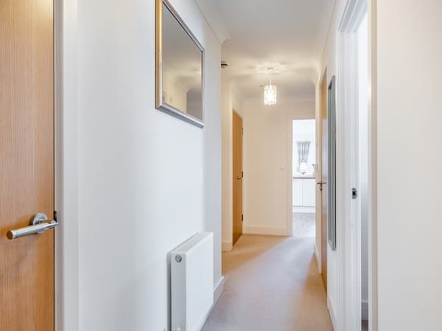 Hallway | Bay View - Esplanade Escapes, Shanklin