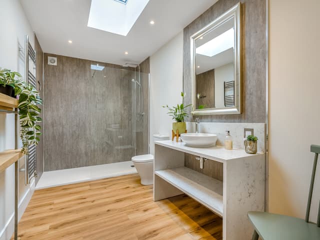Bathroom | Hillview, Horsham