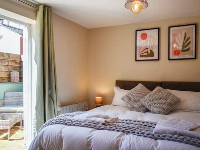 Double bedroom | Normanby House, Whitby