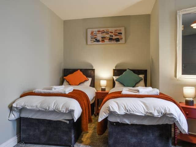 Twin bedroom | Normanby House, Whitby