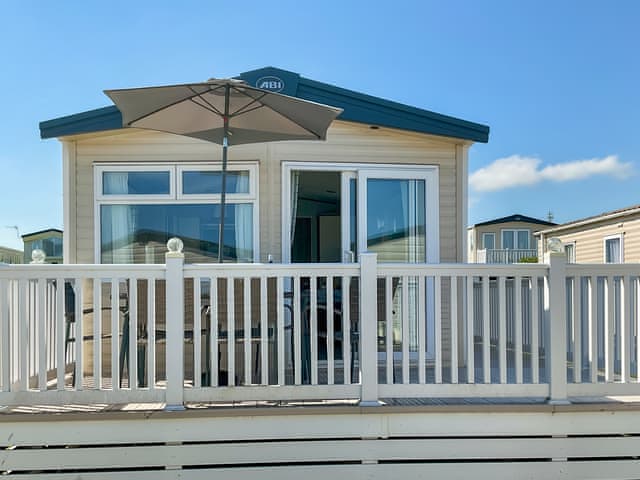 Exterior | Seaside Jollys, Blue Anchor