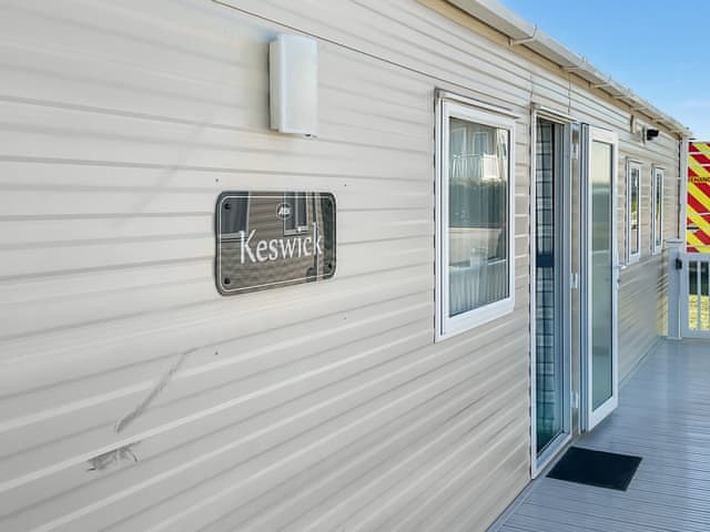 Exterior | Seaside Jollys, Blue Anchor